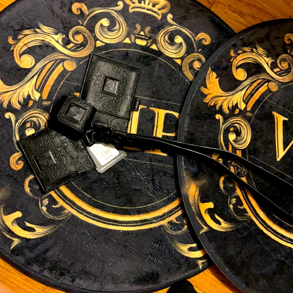 Rare can’t get this anymore very hard to get “Culture Kings” multi lanyard